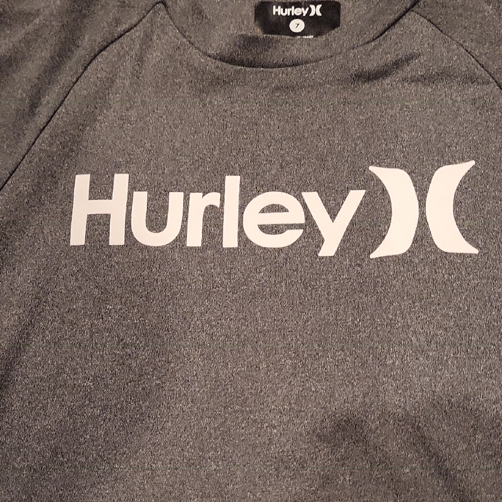 Hurley Rashguard - Picture 3 of 6